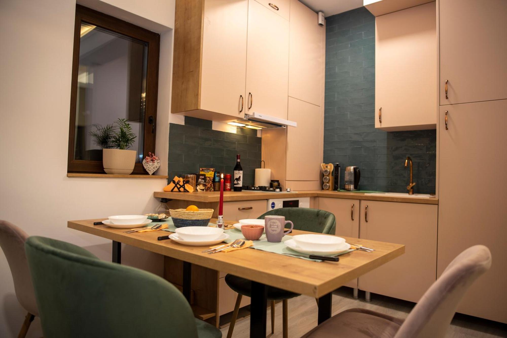 Apartamento Cross Caraiman View 1 Buşteni Exterior foto